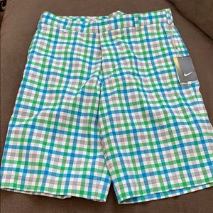 Men’s Nike NWT golf shorts